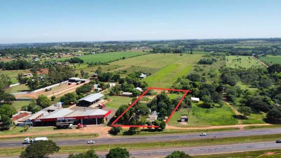 Terreno 40 x 100 mts en calle 6 Sobre Ruta PY02.